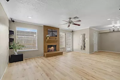 794 Thicket Lane, Houston, TX 77079 - Photo 11