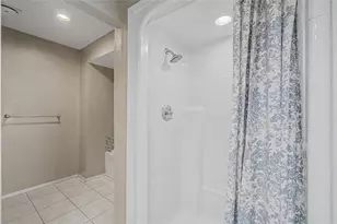 794 Thicket Ln, Houston, TX 77079 - Photo 31