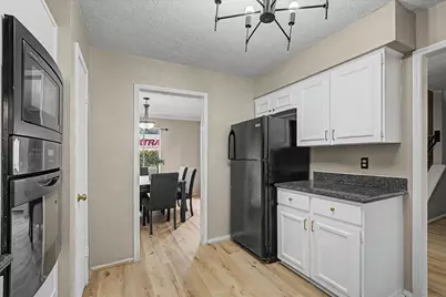 794 Thicket Lane, Houston, TX 77079 - Photo 17