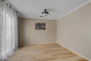794 Thicket Ln, Houston, TX 77079 - Photo 13