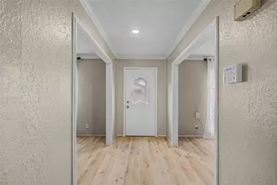 794 Thicket Lane, Houston, TX 77079 - Photo 3