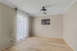 794 Thicket Ln, Houston, TX 77079 - Photo 11