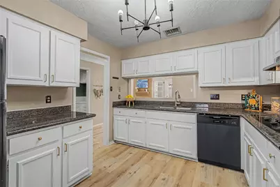 794 Thicket Lane, Houston, TX 77079 - Photo 1