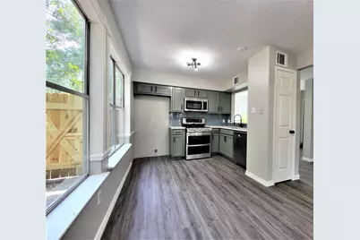 5110 Shady Gardens Drive, Houston, TX 77339 - Photo 3