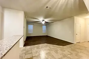 4610 Champions Landing Dr, Houston, TX 77069 - Photo 7