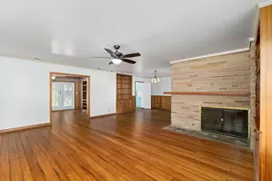 301 Bonham St, Columbus, TX 78934 - Photo 7