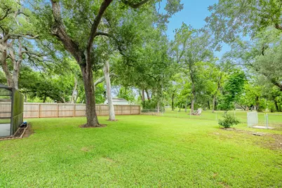 224 Banyan Street, Lake Jackson, TX 77566 - Photo 9