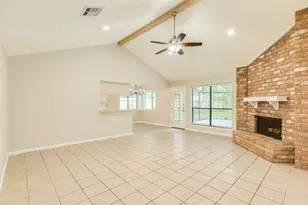 224 Banyan St, Lake Jackson, TX 77566 - Photo 11