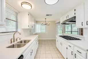 224 Banyan St, Lake Jackson, TX 77566 - Photo 17