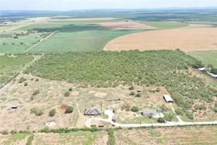 2259 Cr 325, Sabinal, TX 78881 - Photo 29