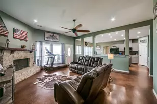 2259 Cr 325, Sabinal, TX 78881 - Photo 5
