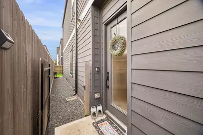 2625 Paul Quinn Street #B, Houston, TX 77091 - Photo 3