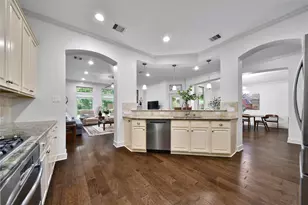 1809 Greenbriar Dr, Huntsville, TX 77340 - Photo 11