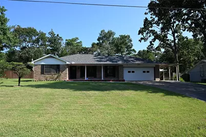 212 Summit Drive, Conroe, TX 77303 - Photo 1