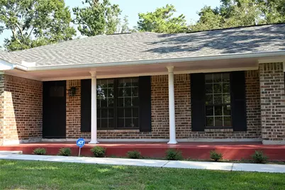 212 Summit Drive, Conroe, TX 77303 - Photo 3