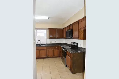 8903 Kalewood Drive, Houston, TX 77099 - Photo 13