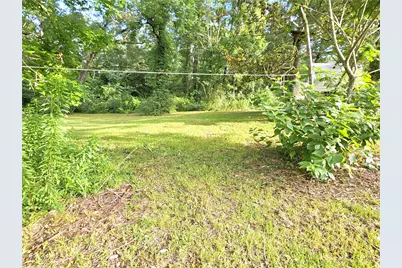 45 Rene, Dayton, TX 77535 - Photo 5