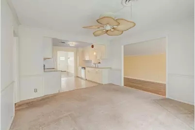 211 Magnolia Street, Lake Jackson, TX 77566 - Photo 13