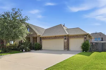 417 Westwood Drive, League City, TX 77573 - Photo 3