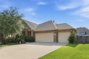 417 Westwood Dr, League City, TX 77573 - Photo 3