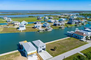 2005 Nelson St, Port Bolivar, TX 77650 - Photo 5