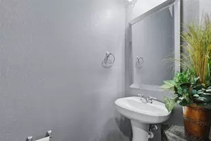 18750 Brisbane Creek Ct, Katy, TX 77449 - Photo 9