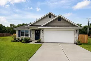 2143 Emerald Lk Trl, Dayton, TX 77535 - Photo 1