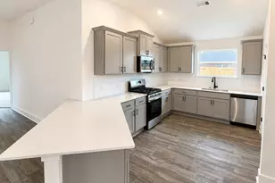 2143 Emerald Lk Trl, Dayton, TX 77535 - Photo 5