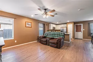 269 Bennett Loop, Angleton, TX 77515 - Photo 9