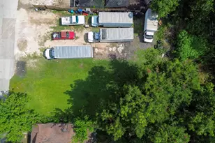 3025 Kirk St, Houston, TX 77026 - Photo 1