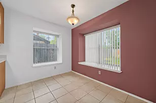 7522 Flair Oaks Dr, Houston, TX 77040 - Photo 7