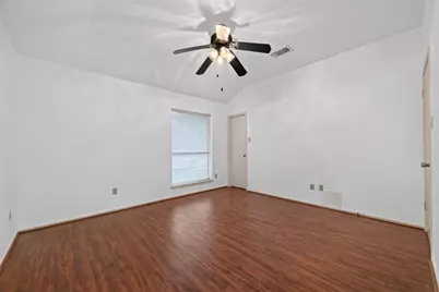 7522 Flair Oaks Drive, Houston, TX 77040 - Photo 21