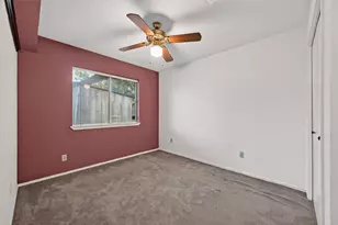 7522 Flair Oaks Dr, Houston, TX 77040 - Photo 23