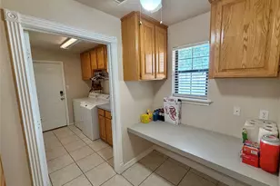 15903 County Rd 621, Angleton, TX 77515 - Photo 17