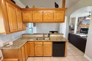 15903 County Rd 621, Angleton, TX 77515 - Photo 13