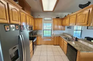 15903 County Rd 621, Angleton, TX 77515 - Photo 11