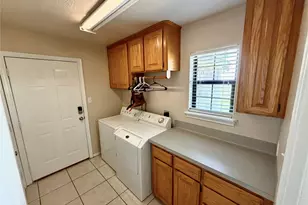 15903 County Rd 621, Angleton, TX 77515 - Photo 13