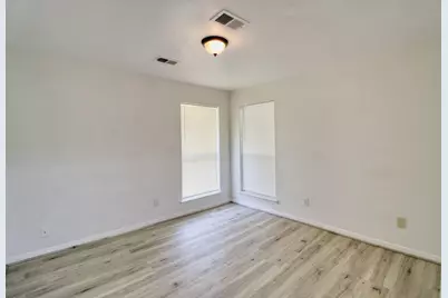 8522 Fawn Terrace Drive, Houston, TX 77071 - Photo 19