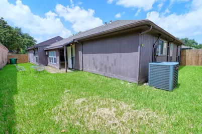 8522 Fawn Terrace Drive, Houston, TX 77071 - Photo 27