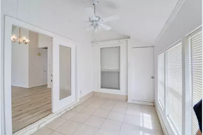 8522 Fawn Terrace Drive, Houston, TX 77071 - Photo 13