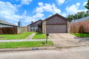 8522 Fawn Terrace Dr, Houston, TX 77071 - Photo 1