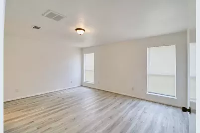 8522 Fawn Terrace Drive, Houston, TX 77071 - Photo 13