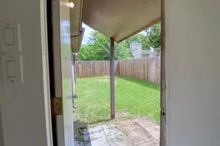 8522 Fawn Terrace Dr, Houston, TX 77071 - Photo 25