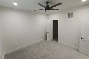 5217 Pickfair St, Houston, TX 77026 - Photo 35