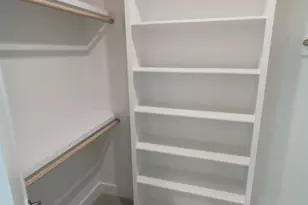 5217 Pickfair St, Houston, TX 77026 - Photo 39