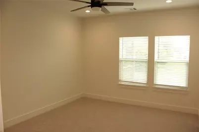 5217 Pickfair Street, Houston, TX 77026 - Photo 27