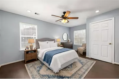 5209 Plum Drive, Houston, TX 77087 - Photo 9