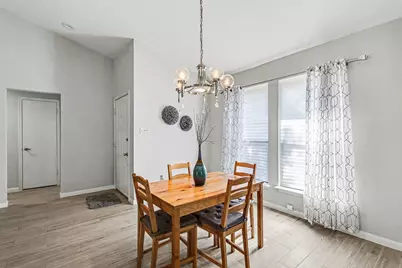 6810 Casablanca Drive, Houston, TX 77088 - Photo 11