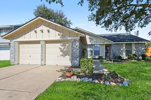 6810 Casablanca Dr, Houston, TX 77088 - Photo 1