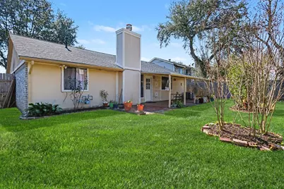 6810 Casablanca Drive, Houston, TX 77088 - Photo 35